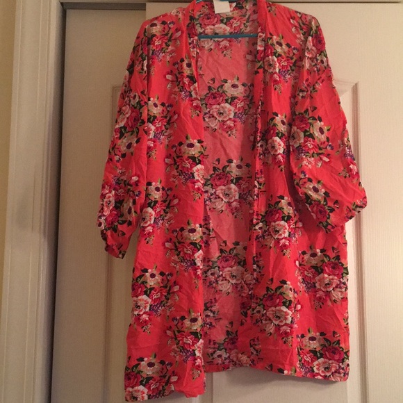 Robe/shawl - Picture 1 of 1